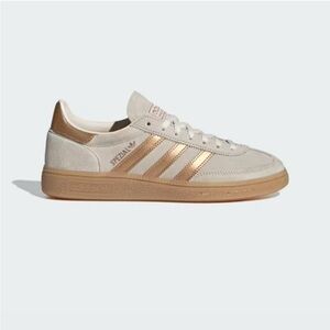 New!Adidas Handball Spezial Cream Suede Sneakers with Metallic Rose Gold Stripes